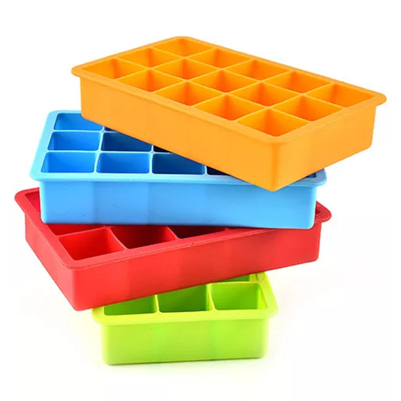 Step-by-Step Process for Customizing Silicone Square Ice Cube Molds3