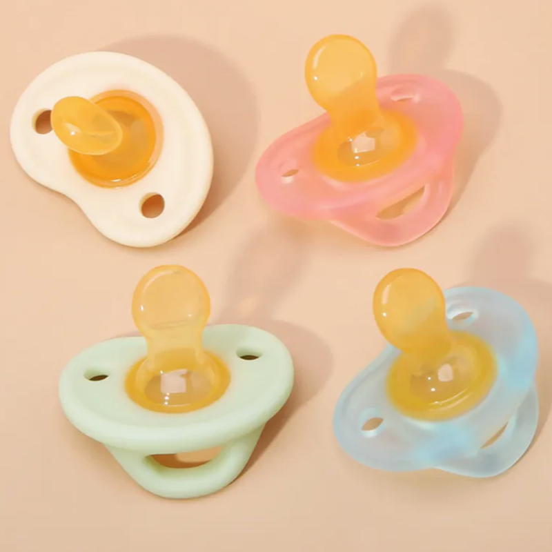 Customized Food Grade Silicone Rubber Baby Pacifier Teething Nipple for Baby Care Solution With Custom Logo Manufacturers4