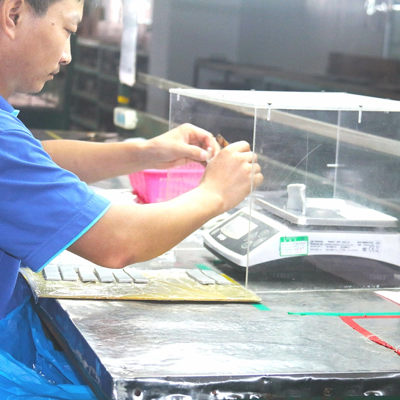 What Are Ice Cube Trays Made Of5